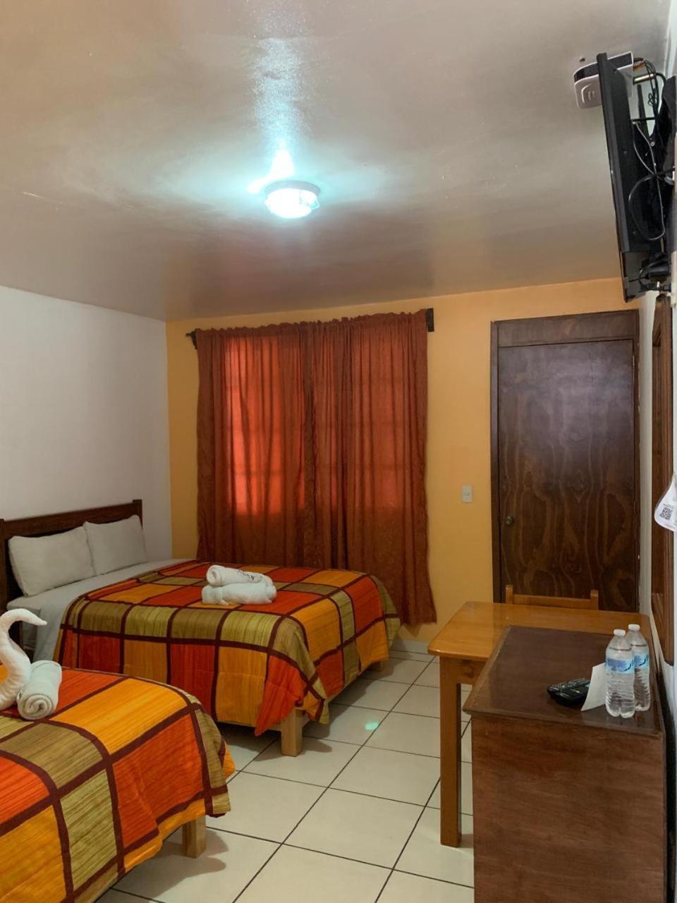 צ'יגנהופאן Hotel Y Cabanas Alan מראה חיצוני תמונה