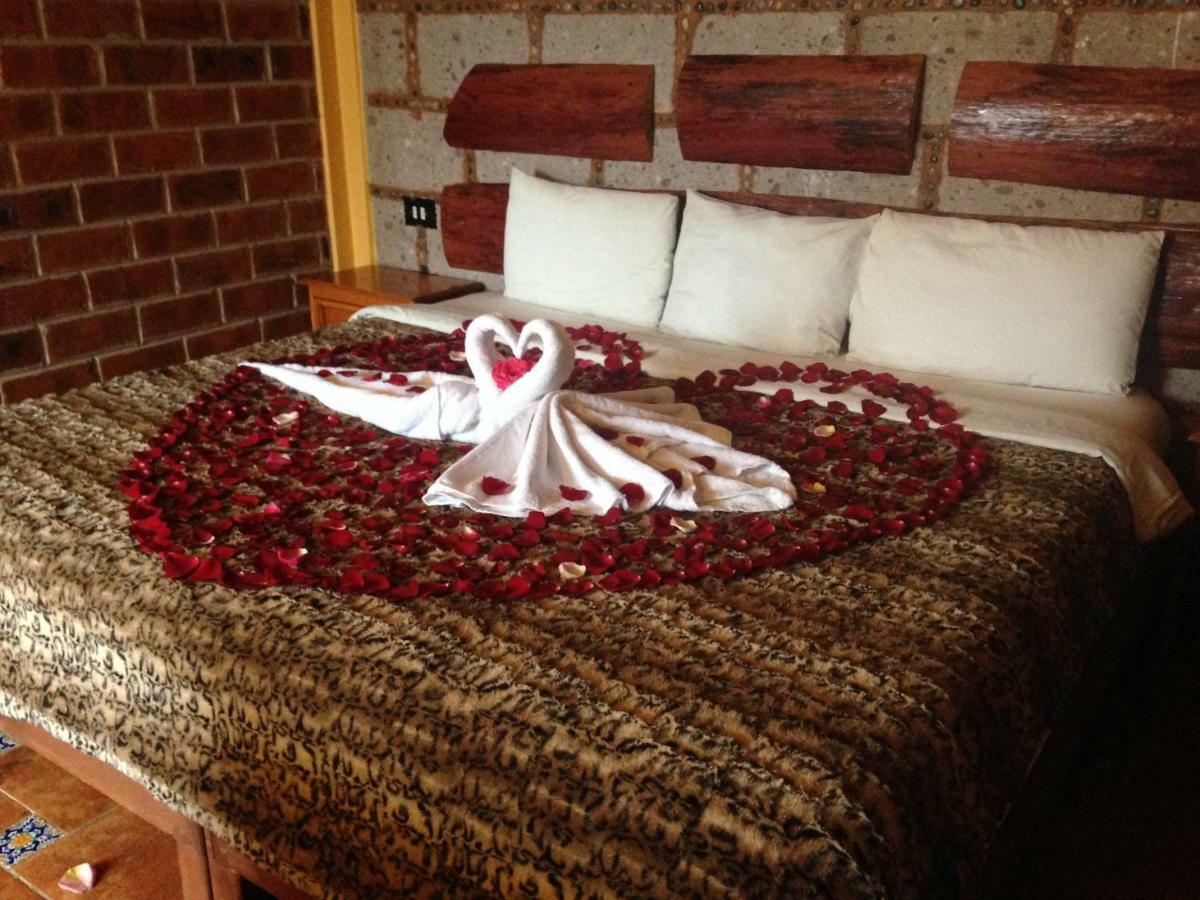 צ'יגנהופאן Hotel Y Cabanas Alan מראה חיצוני תמונה